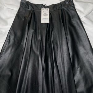 Zara Black A Line Faux Leather Skirt